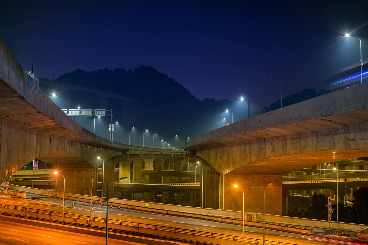 五月荔玉高速公路建设新进展，动态更新与未来展望